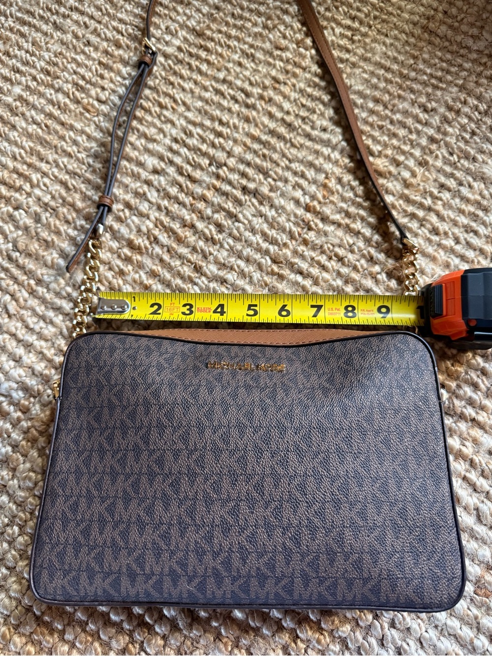 ⚜️ MICHAEL KORS SIGNATURE LOGO CROSSBODY BAG BROWN MONOGRAM GOLD CHAIN ⚜️ - Picture 6 of 14